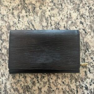 Louis Vuitton black epi Wallet